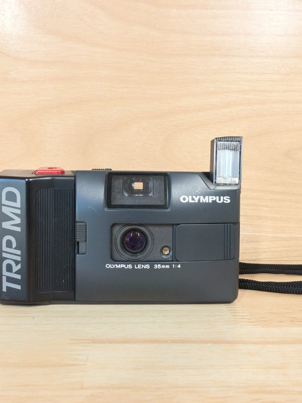 Olympus Trip MD 35mm Film Camera Point and Shoot Tested Vintage